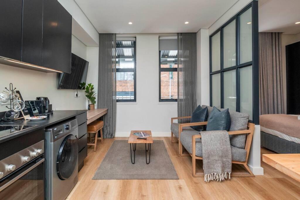 Charming One Bedroom Apartment